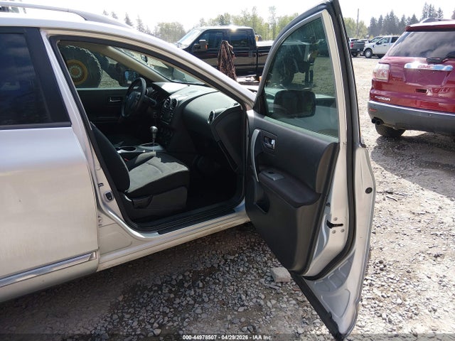 JN8AS5MV1FW752060 Nissan Rogue Select S