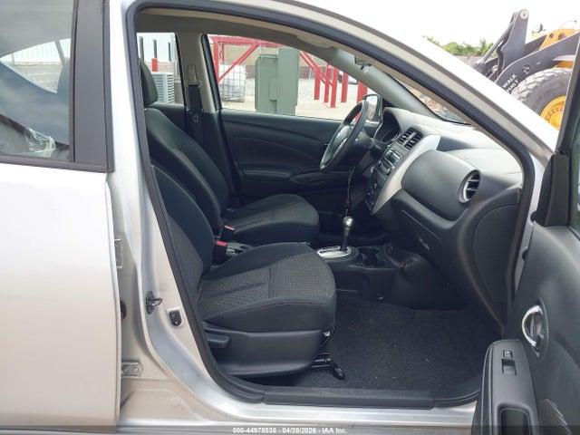 44978538 :رقم المزاد ، 3N1CN7AP9HK464690 vin ، 2017 Nissan Versa 1.6 Sv مزاد بيع