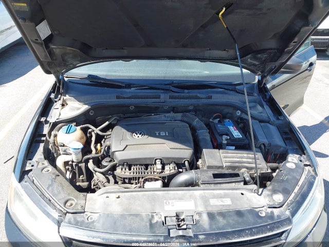 Продаж на аукціоні авто 2015 Volkswagen Jetta 1.8t Se, vin: 3VWD17AJ0FM242269, номер лоту: 44978601