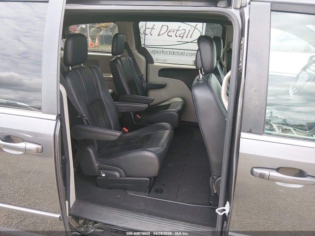 44978609 :رقم المزاد ، 2C4RDGCG8HR749322 vin ، 2017 Dodge Grand Caravan Sxt مزاد بيع