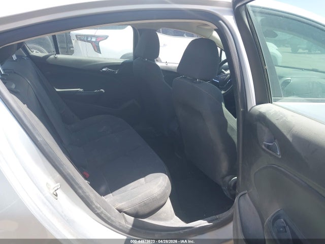 44978623 :رقم المزاد ، 1G1BC5SM9J7198608 vin ، 2018 Chevrolet Cruze Ls Auto مزاد بيع