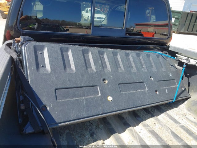 44978634 :رقم المزاد ، 1N6AD06W15C449646 vin ، 2005 Nissan Frontier Le مزاد بيع