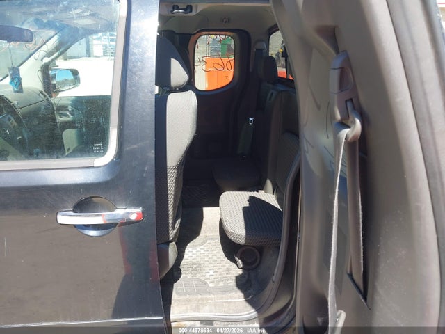 44978634 :رقم المزاد ، 1N6AD06W15C449646 vin ، 2005 Nissan Frontier Le مزاد بيع