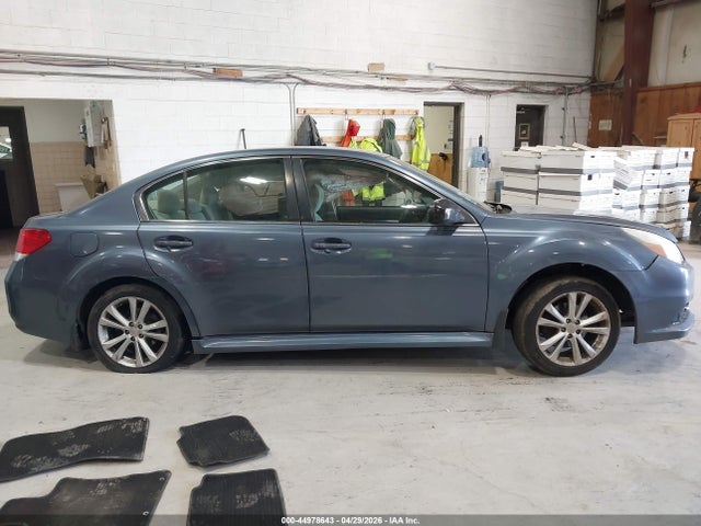 44978643 :رقم المزاد ، 4S3BMBC6XD3029888 vin ، 2013 Subaru Legacy 2.5i Premium مزاد بيع