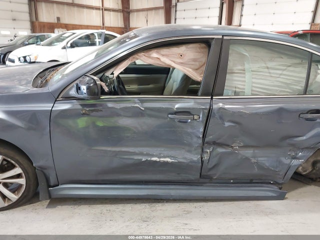 44978643 :رقم المزاد ، 4S3BMBC6XD3029888 vin ، 2013 Subaru Legacy 2.5i Premium مزاد بيع