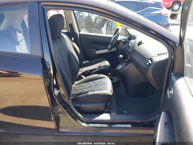 2011 Mazda Mazda2 Sport მანქანა იყიდება აუქციონზე, vin: JM1DE1HZ4B0128899, აუქციონის ნომერი: 44978646