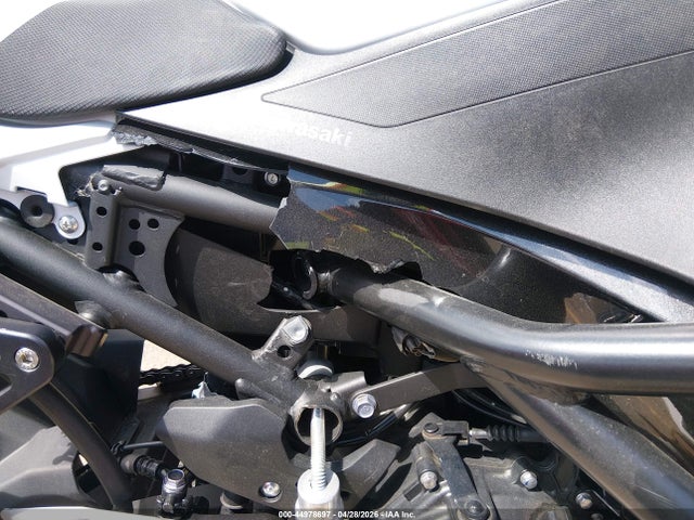 Kawasaki EX400 2023 JKAEXKH14PDAR7472 Image 17
