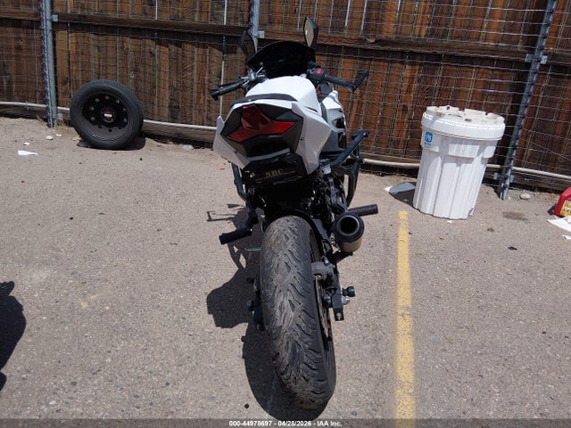 Kawasaki EX400 2023 JKAEXKH14PDAR7472 Image 6