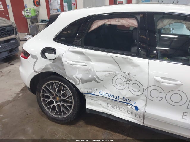 Продажа на аукционе авто 2017 Porsche Macan S, vin: WP1AB2A5XHLB21146, номер лота: 44978707