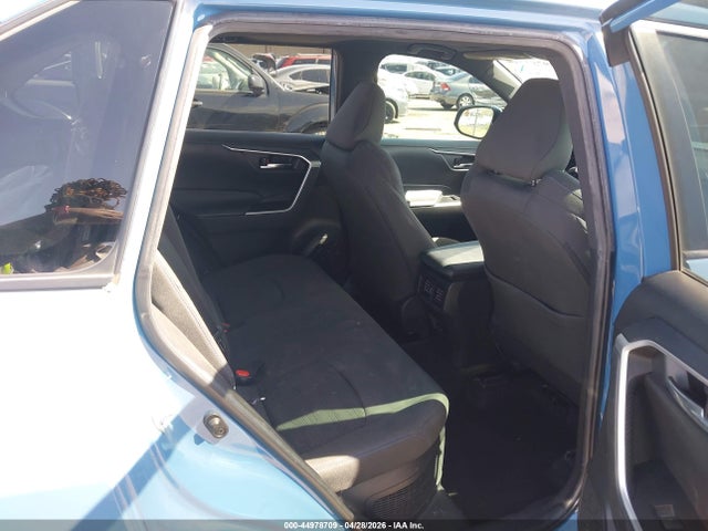 44978709 :رقم المزاد ، 4T3T6RFVXNU093258 vin ، 2022 Toyota Rav4 Hybrid Se مزاد بيع
