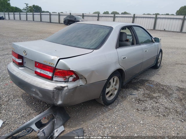 Продажа на аукционе авто 2001 Lexus Es 300, vin: JT8BF28G415112565, номер лота: 44978711