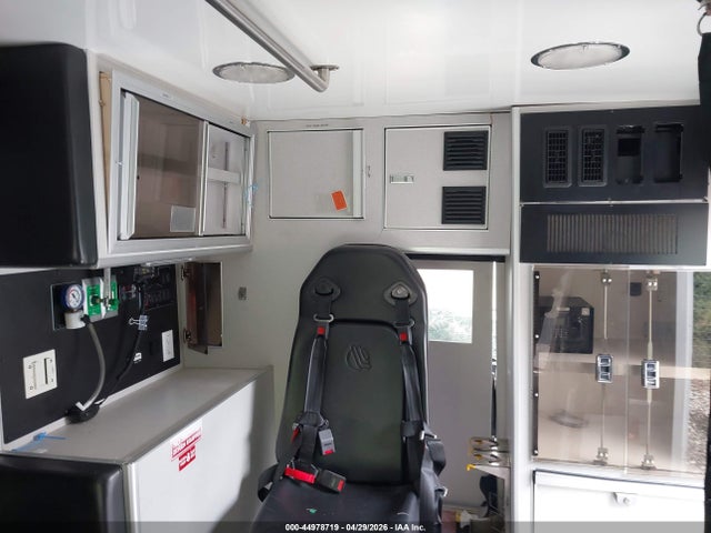 Продаж на аукціоні авто 2022 Ford Medx Ambulance, vin: 1FDWE3FN7NDC07304, номер лоту: 44978719
