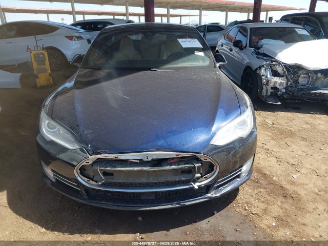 44978727 :رقم المزاد ، 5YJSA1H40FF081112 vin ، 2015 Tesla Model S 85d/p85d مزاد بيع