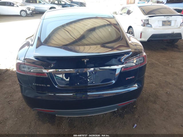 44978727 :رقم المزاد ، 5YJSA1H40FF081112 vin ، 2015 Tesla Model S 85d/p85d مزاد بيع