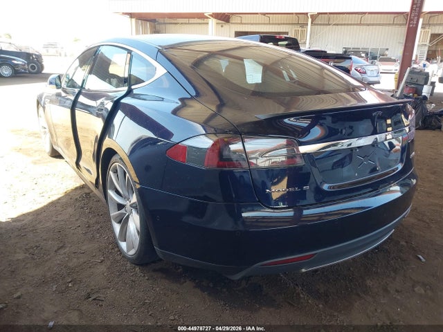 44978727 :رقم المزاد ، 5YJSA1H40FF081112 vin ، 2015 Tesla Model S 85d/p85d مزاد بيع
