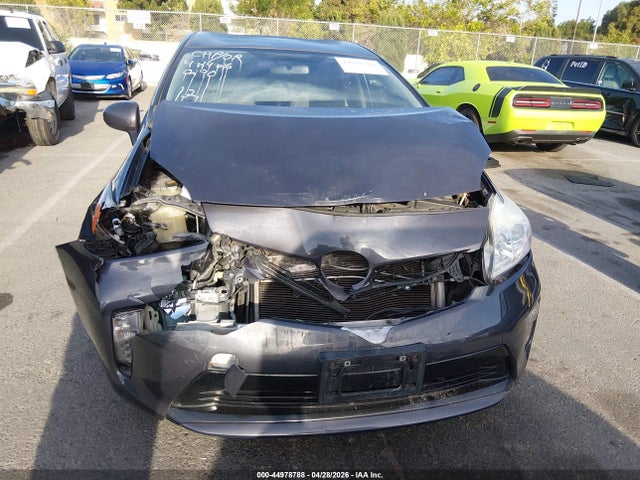 44978788 :رقم المزاد ، JTDKN3DU8D5550290 vin ، 2013 Toyota Prius Three مزاد بيع