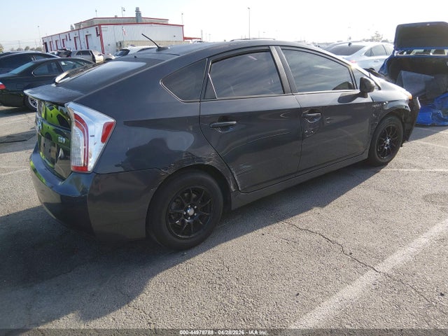 44978788 :رقم المزاد ، JTDKN3DU8D5550290 vin ، 2013 Toyota Prius Three مزاد بيع