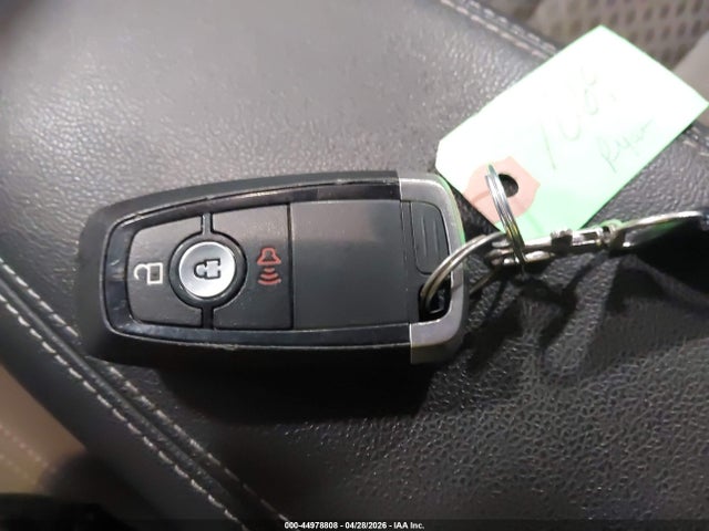 2020 Ford Escape Se მანქანა იყიდება აუქციონზე, vin: 1FMCU9G65LUC74786, აუქციონის ნომერი: 44978808