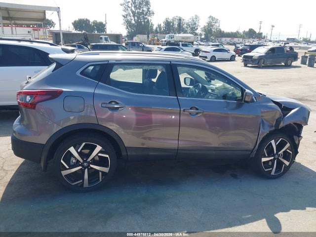 JN1BJ1CW7NW494036 Nissan Rogue Sport Sl Awd Xtronic Cvt