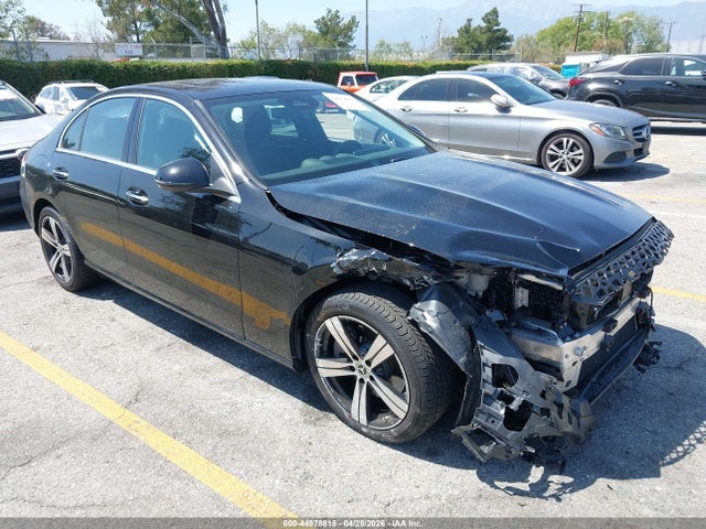 W1KAF4GB6SR250932 auction archive image