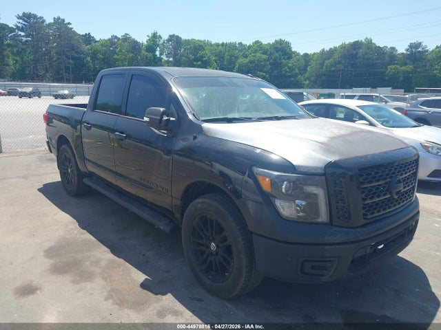 44978816 :رقم المزاد ، 1N6AA1E50JN531311 vin ، 2018 Nissan Titan Sv مزاد بيع