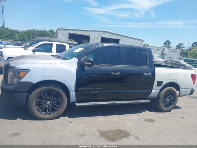 44978816 :رقم المزاد ، 1N6AA1E50JN531311 vin ، 2018 Nissan Titan Sv مزاد بيع