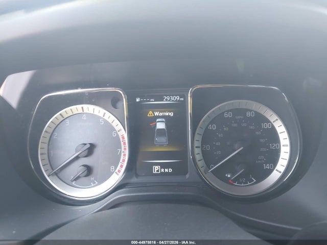 44978816 :رقم المزاد ، 1N6AA1E50JN531311 vin ، 2018 Nissan Titan Sv مزاد بيع