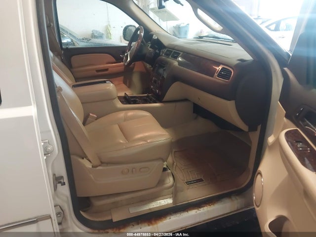 44978853 :رقم المزاد ، 1GKFK66897J271975 vin ، 2007 Gmc Yukon Xl 1500 Denali مزاد بيع
