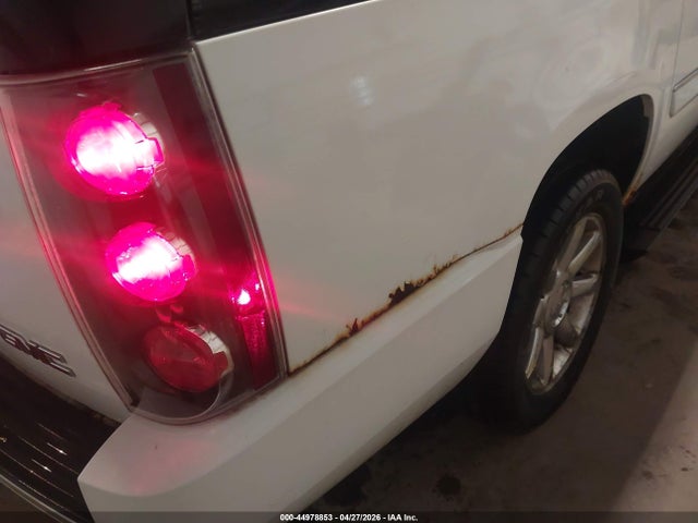 44978853 :رقم المزاد ، 1GKFK66897J271975 vin ، 2007 Gmc Yukon Xl 1500 Denali مزاد بيع