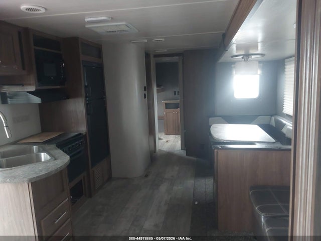 Heartland. Other 2018 5SFPB3320JE376934 Image 5