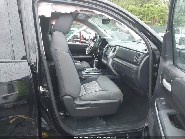 44978965 :رقم المزاد ، 5TFUY5F14MX013113 vin ، 2021 Toyota Tundra Sr5 مزاد بيع