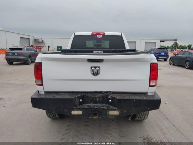 2017 Ram 2500 Tradesman  4x4 6'4 Box მანქანა იყიდება აუქციონზე, vin: 3C6UR5CJ7HG679871, აუქციონის ნომერი: 44979001