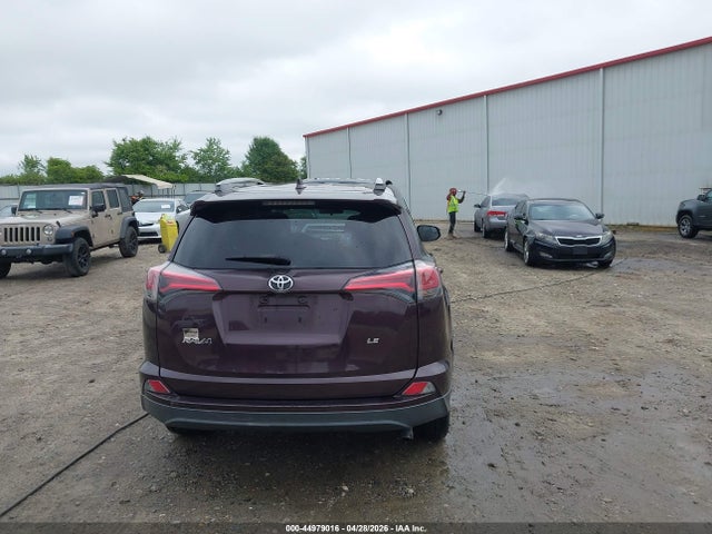 44979016 :رقم المزاد ، 2T3ZFREV3JW422727 vin ، 2018 Toyota Rav4 Le مزاد بيع