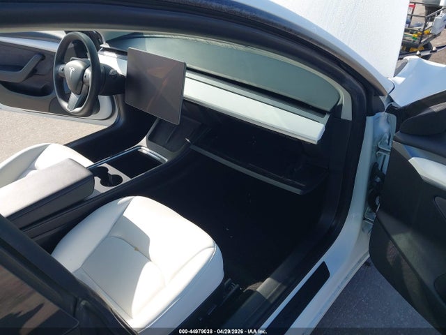 Продаж на аукціоні авто 2023 Tesla Model 3 Rear-wheel Drive, vin: 5YJ3E1EA3PF517133, номер лоту: 44979038