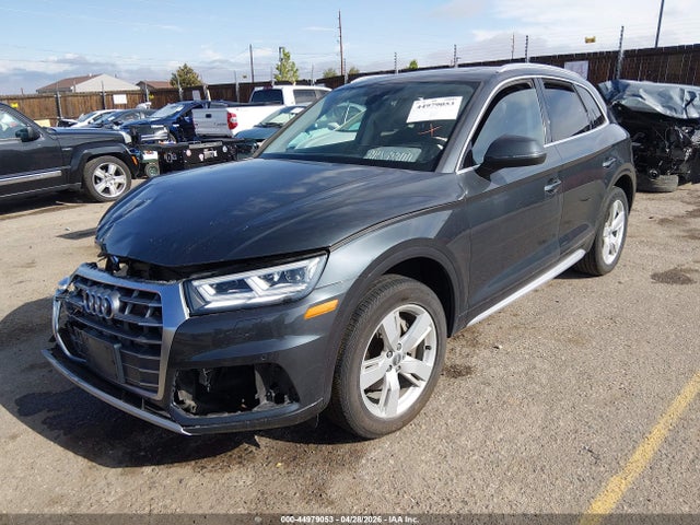 2018 Audi Q5 2.0t Premium/2.0t Tech Premium მანქანა იყიდება აუქციონზე, vin: WA1BNAFY9J2154896, აუქციონის ნომერი: 44979053
