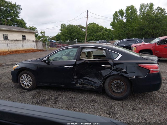 2013 Nissan Altima 2.5 S მანქანა იყიდება აუქციონზე, vin: 1N4AL3AP6DC275715, აუქციონის ნომერი: 44979071