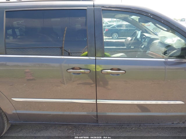 44979086 :رقم المزاد ، 2C4RC1BG9GR175555 vin ، 2016 Chrysler Town & Country Touring مزاد بيع