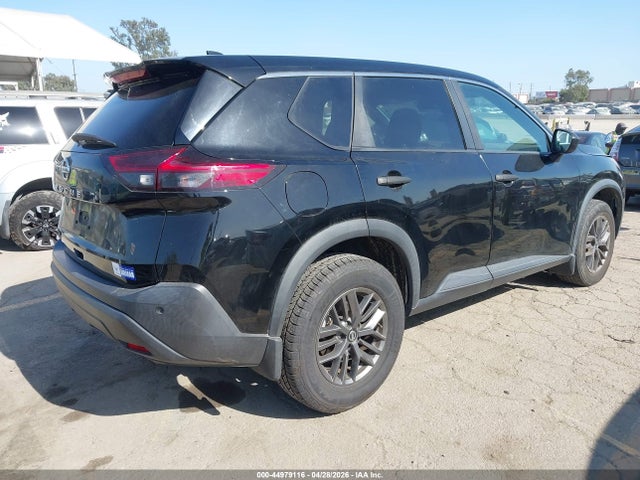 5N1AT3AA1MC830457 Nissan Rogue S Fwd