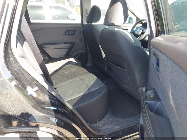 5N1AT3AA1MC830457 Nissan Rogue S Fwd