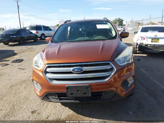 1FMCU0GD8HUB52442 Ford ESCAPE SE
