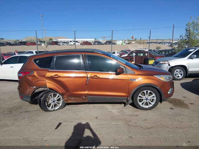 1FMCU0GD8HUB52442 Ford ESCAPE SE