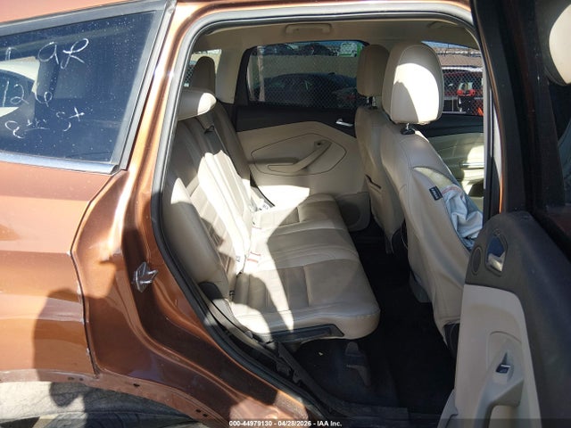 1FMCU0GD8HUB52442 Ford ESCAPE SE