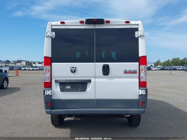 3C6TRVAG9JE146618 RAM Promaster 1500 Low Roof 136 Wb