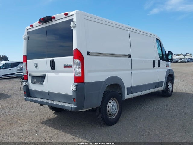 3C6TRVAG9JE146618 RAM Promaster 1500 Low Roof 136 Wb
