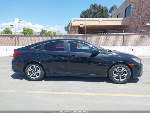 44979168 :رقم المزاد ، 19XFC2F57GE206241 vin ، 2016 Honda Civic Lx مزاد بيع