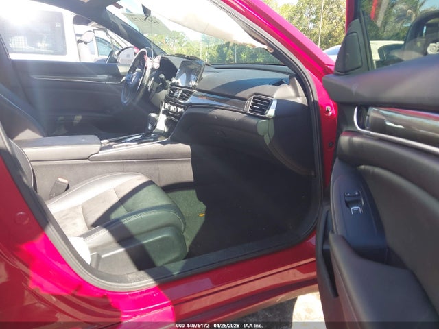 44979172 :رقم المزاد ، 1HGCV1F34KA165327 vin ، 2019 Honda Accord Sport مزاد بيع