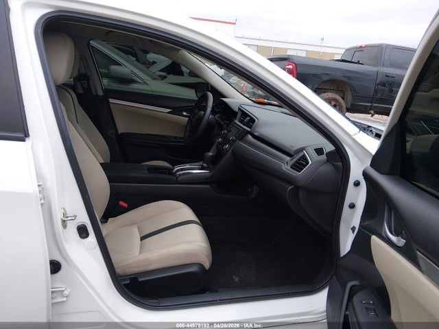 44979193 :رقم المزاد ، 19XFC2F54GE058128 vin ، 2016 Honda Civic Lx مزاد بيع
