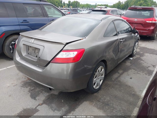 44979204 :رقم المزاد ، 2HGFG116X6H573119 vin ، 2006 Honda Civic Lx مزاد بيع