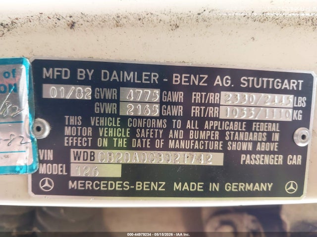 1982 Mercedes-benz 300 Sd მანქანა იყიდება აუქციონზე, vin: WDBCB20A0CB021742, აუქციონის ნომერი: 44979234