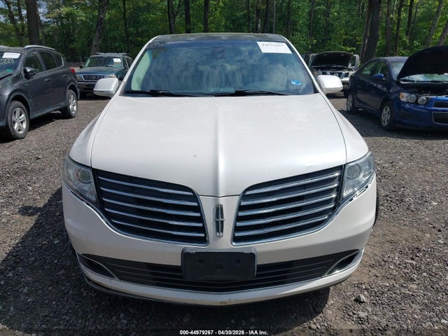 Продаж на аукціоні авто 2019 Lincoln Mkt Reserve, vin: 2LMHJ5AT0KBL02217, номер лоту: 44979267